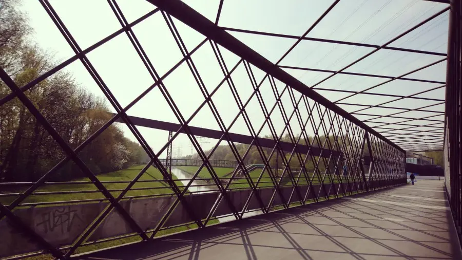 Brücke über die Emscher