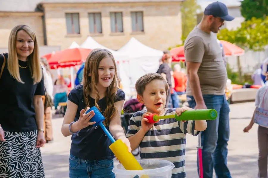 Familienspaß bei der Schatz-Rallye der Caritas